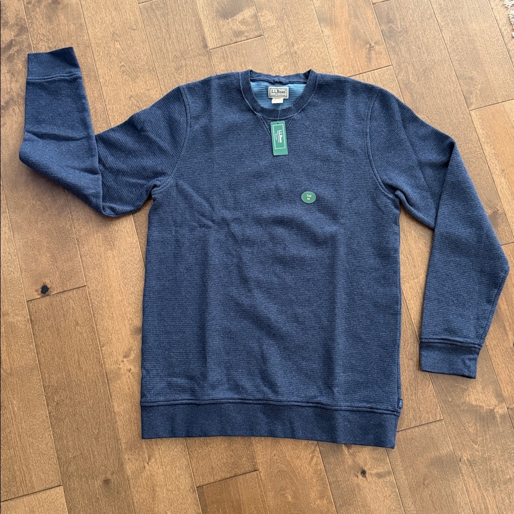LL BEAN all season textured crewneck long sleeve shirt